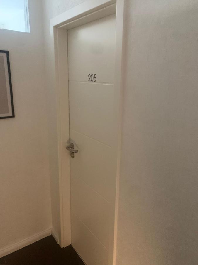 Mg-Quartier Hostel เมินเคงลัดบาค ภายนอก รูปภาพ